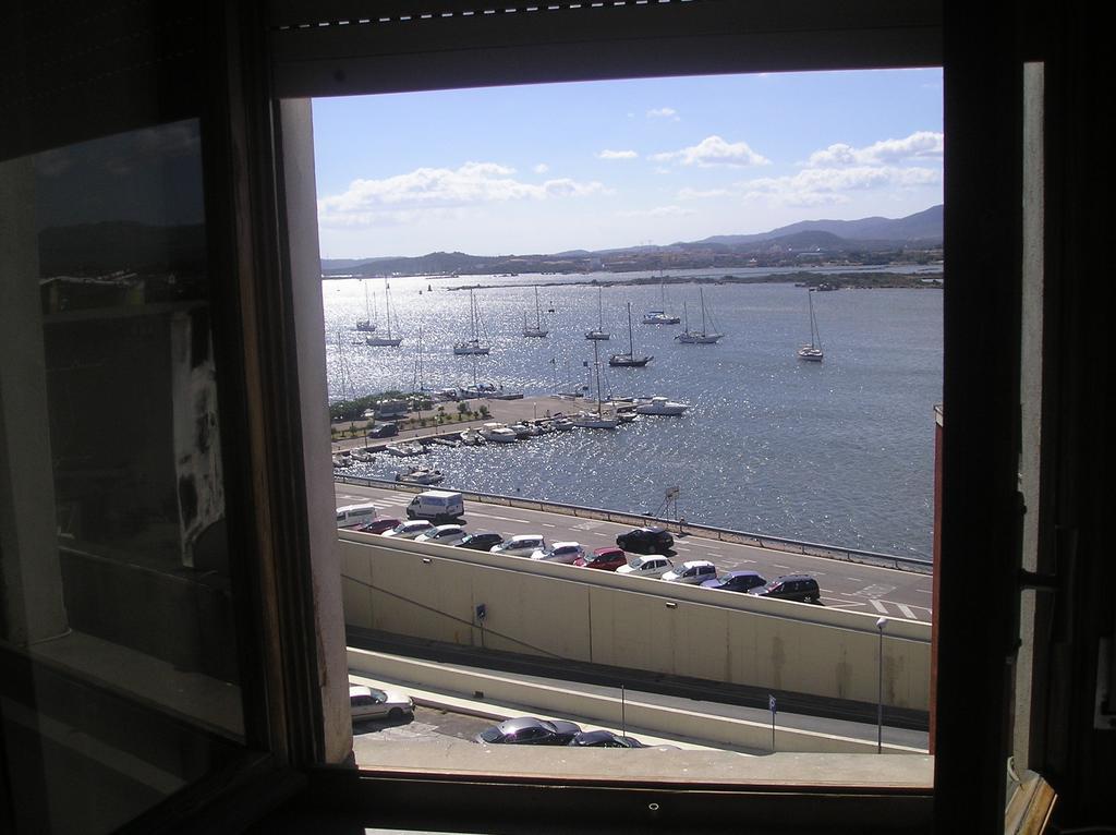 Via Genova Apartment Olbia Habitación foto